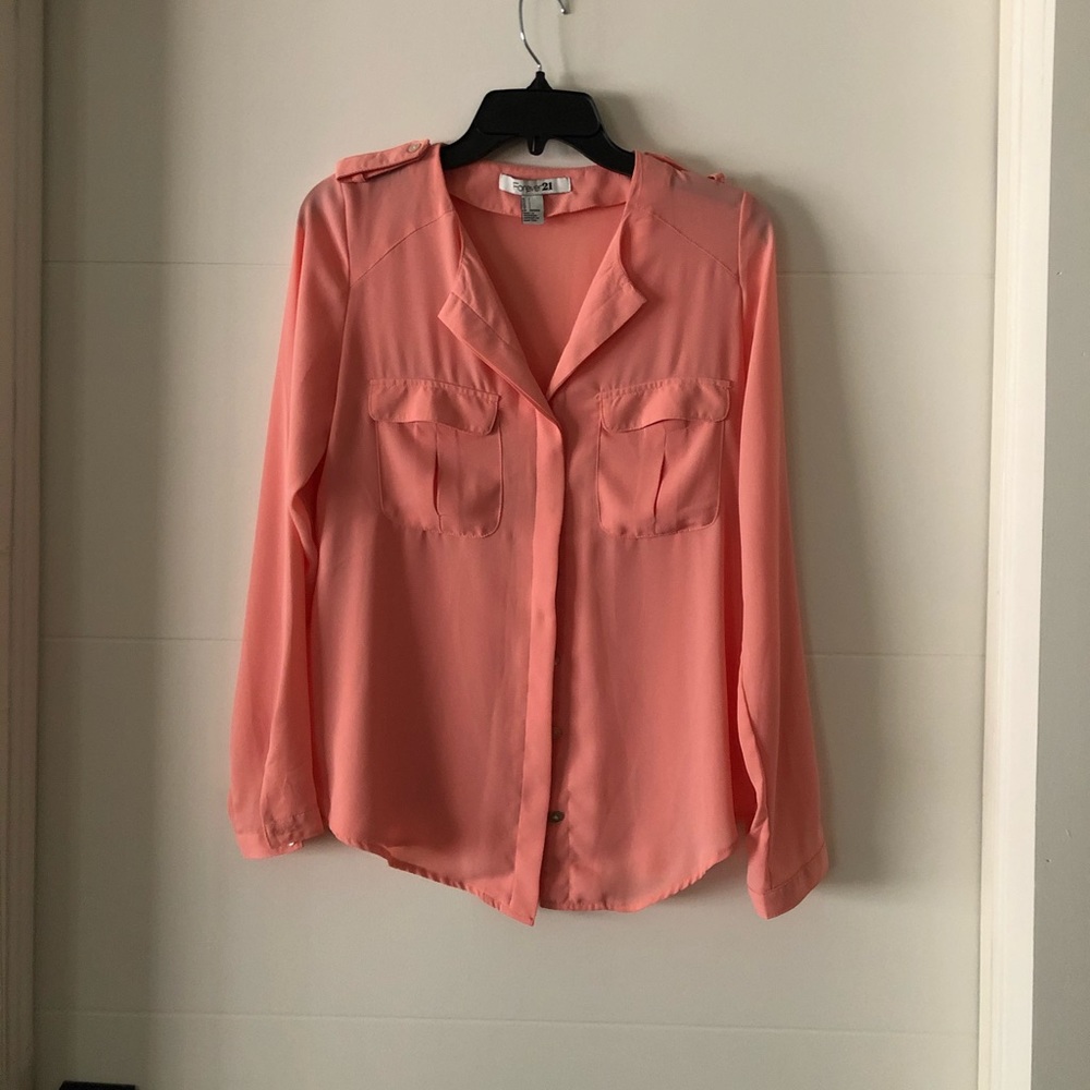 Forever 21 blouse🦋